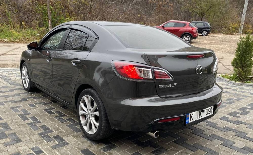 Mazda 3 3