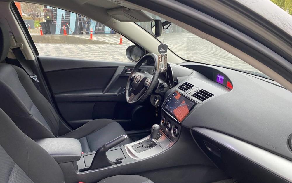 Mazda 3 3