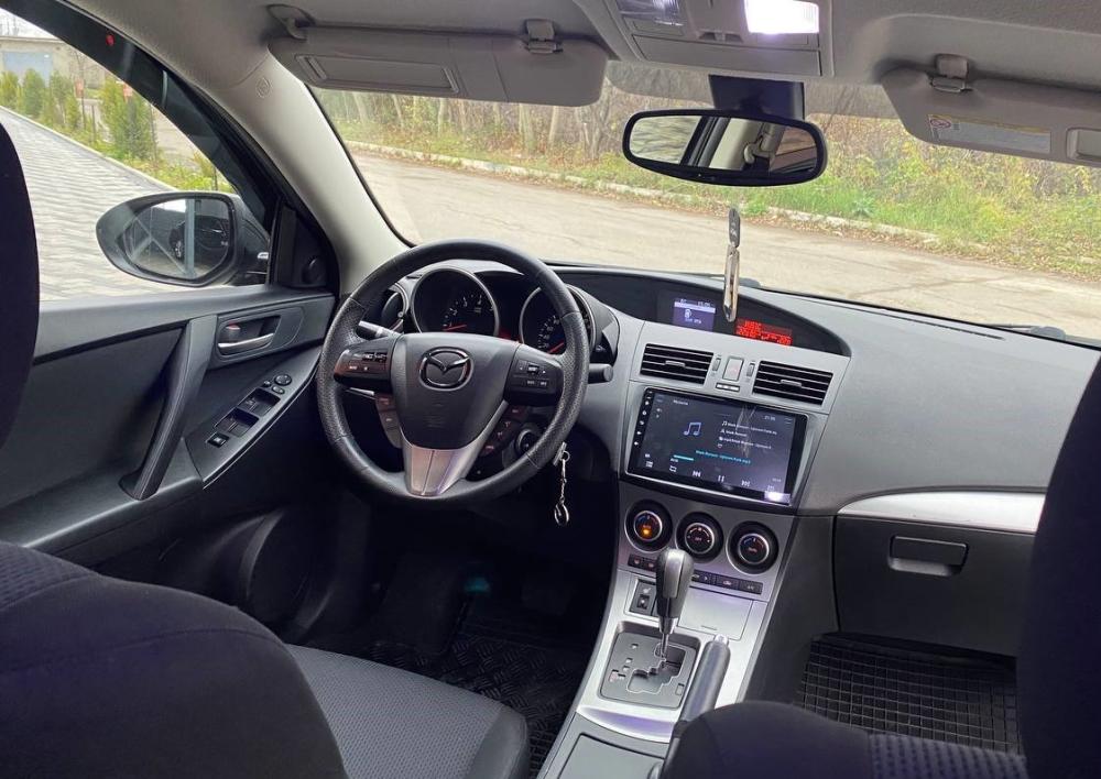 Mazda 3 3