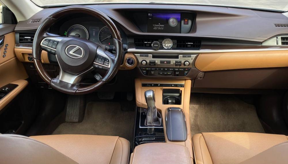 Lexus ES300h ES300h