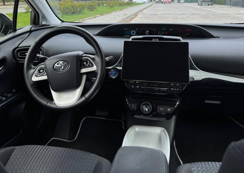 Toyota Prius  Prius 